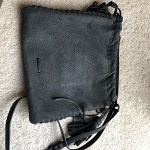 Crossbody drawstring bag